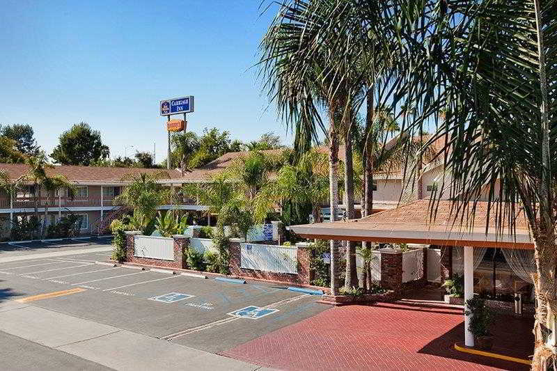 Western Carriage Hotel 4*