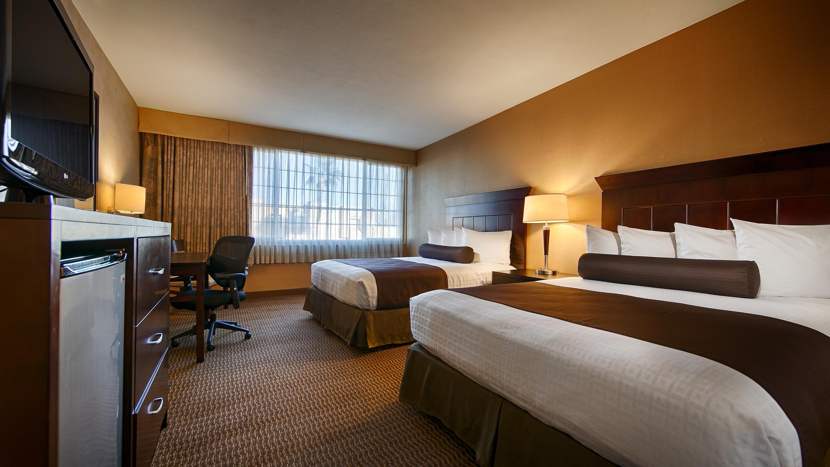 Western Carriage 4* Los Angeles